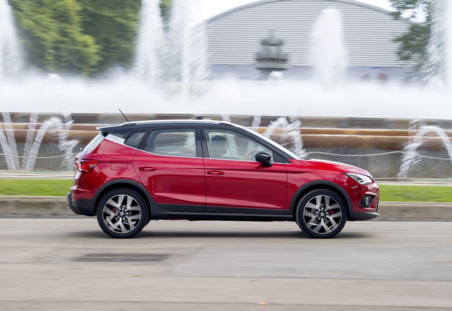  Seat Arona FR 2017 года  (WW) (фото 11 из 47)